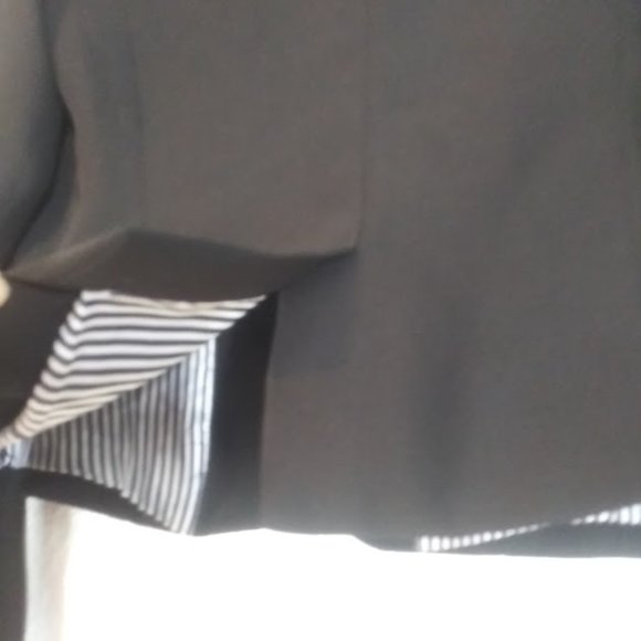 Forever 21 women's size M black blazer jacket - Picture 4 of 15